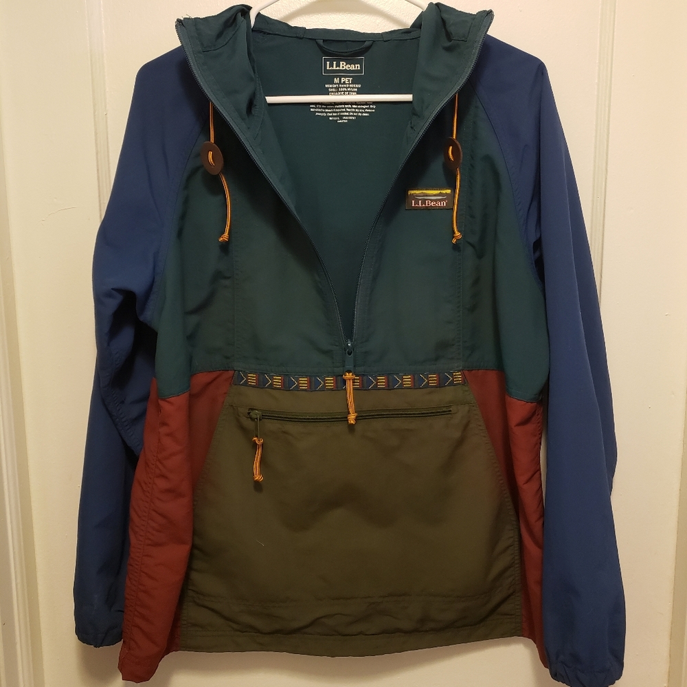 LL Bean Mountain Classic Anorak Petite Medium